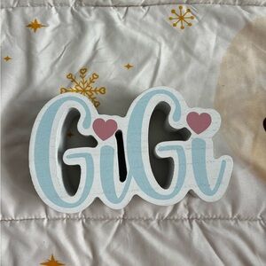 Gigi name piece